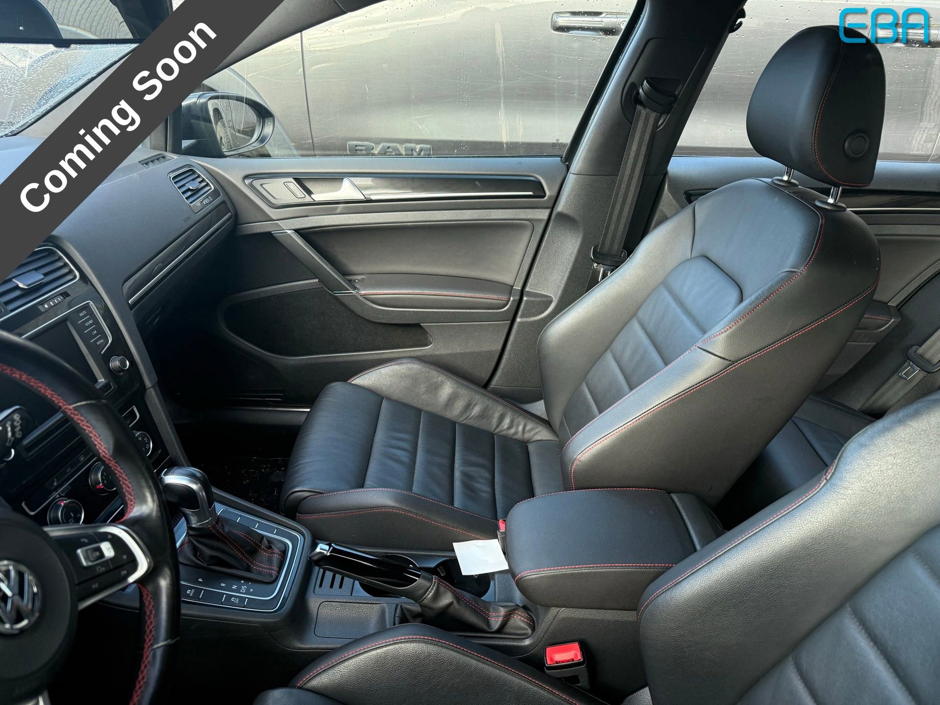 Used 2017 Volkswagen GTI SE image 7