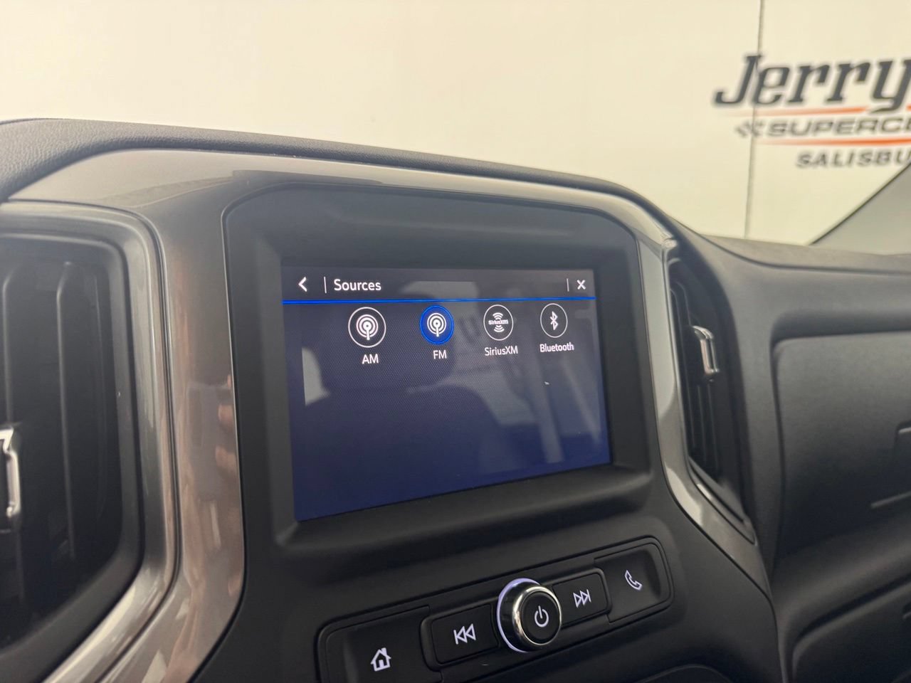 Used 2025 Chevrolet Silverado 1500 Custom AWD/4WD image 19