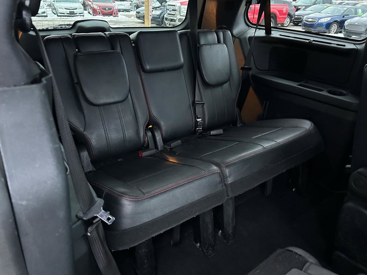 Used 2013 Dodge Grand Caravan R/T w/ Driver Convenience Group FWD image 13