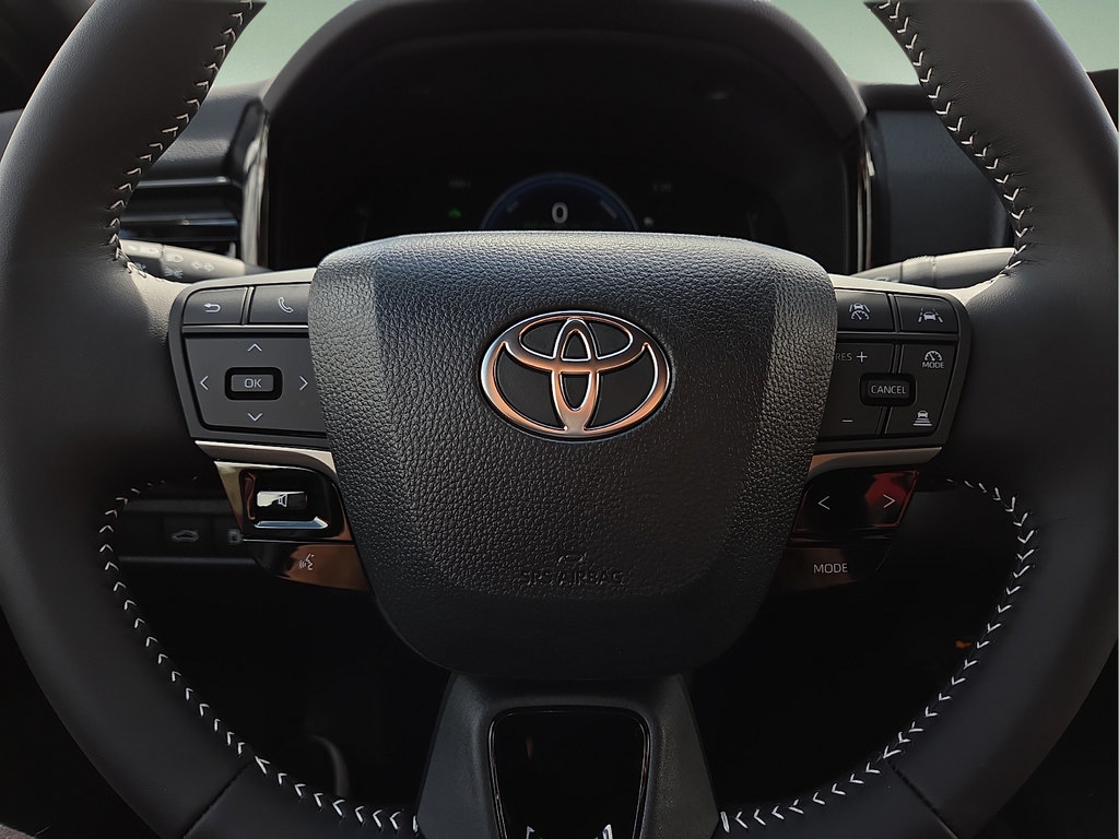 New 2026 Toyota Camry SE w/ Convenience Package FWD image 25