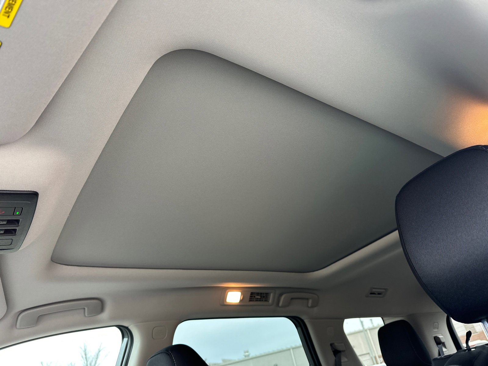 New 2025 Nissan Pathfinder SV w/ SV Premium Package image 36