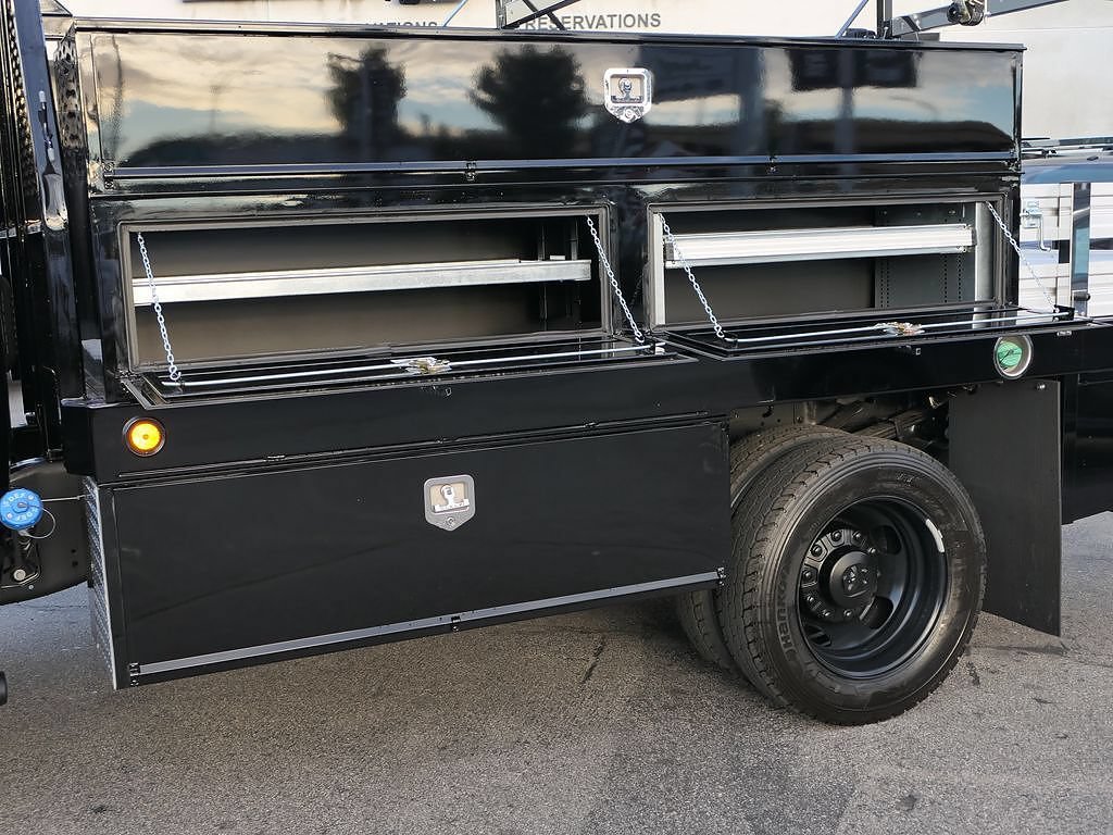New 2026 RAM 5500 Tradesman AWD/4WD image 13