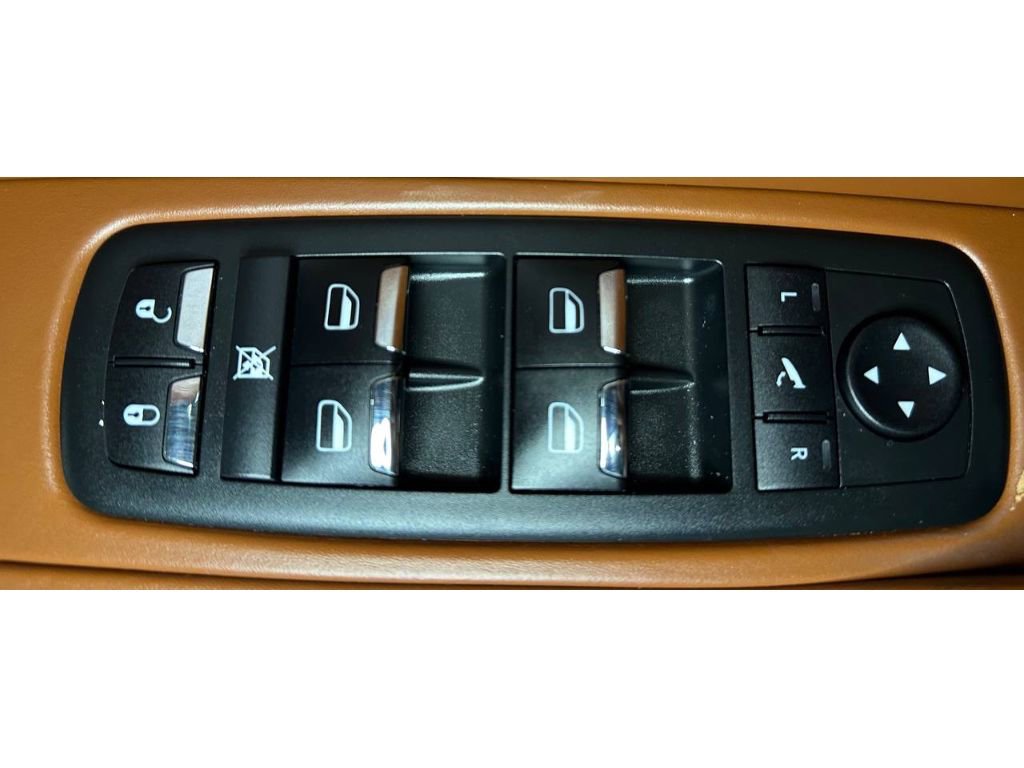 Used 2018 Maserati Levante GranLusso image 33