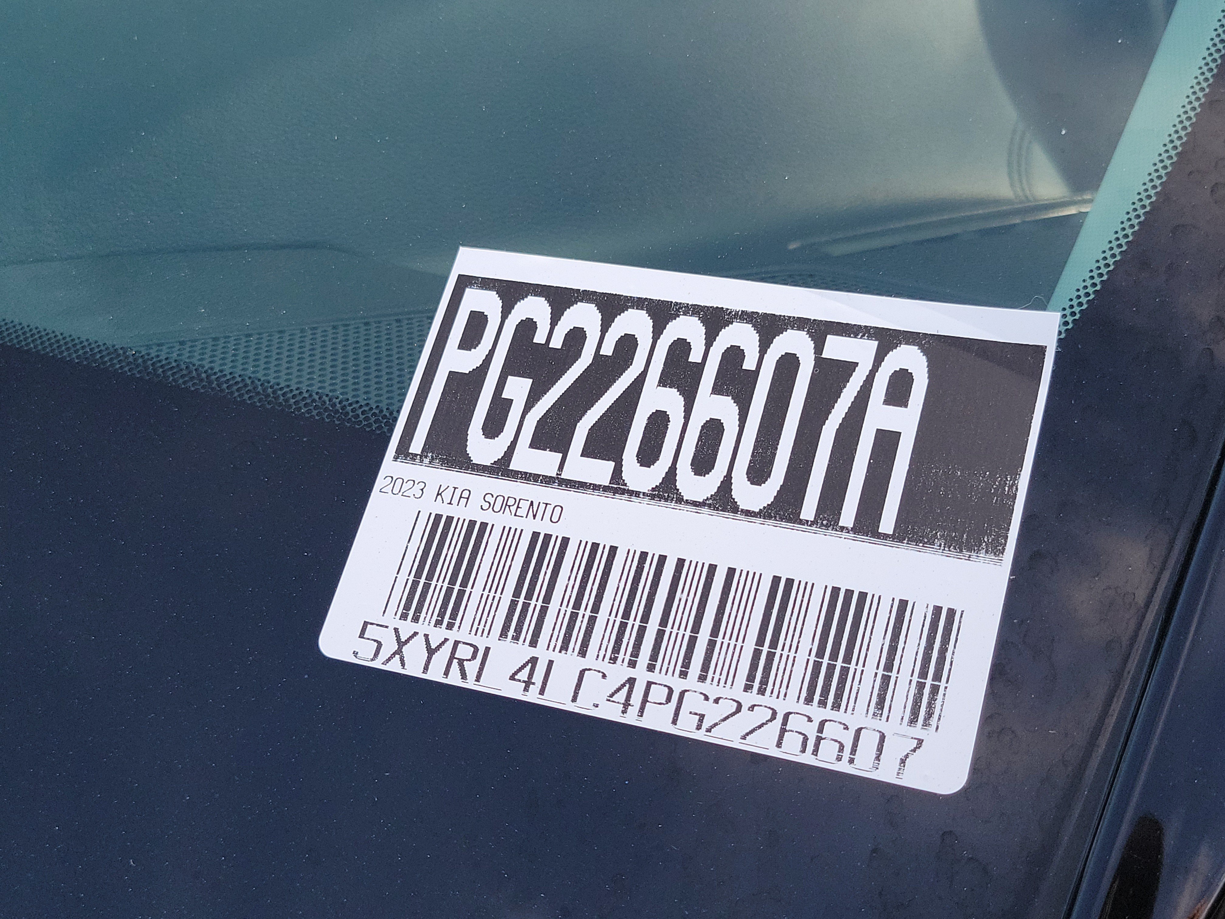 Used 2023 Kia Sorento S FWD image 26