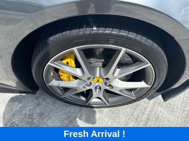 Used 2010 Ferrari California RWD image 18
