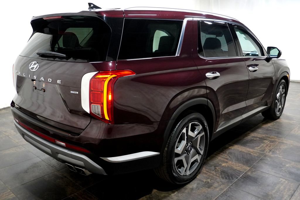 Used 2023 Hyundai Palisade Limited w/ Cargo Package image 5