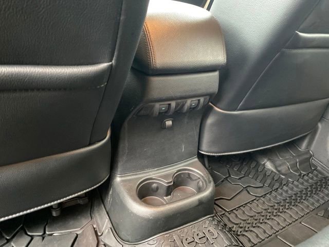 Used 2017 Jeep Wrangler Unlimited Rubicon image 18