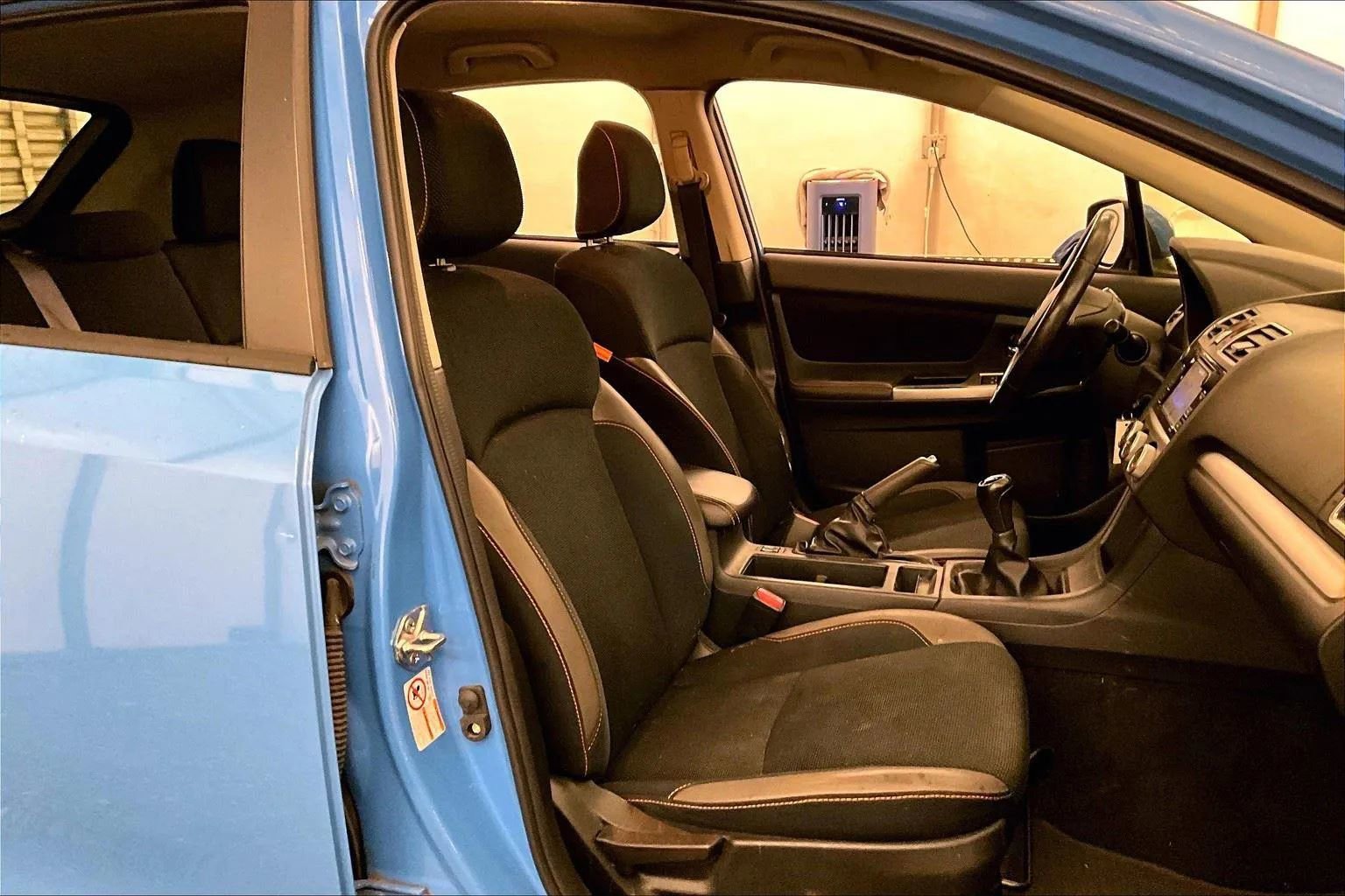 Used 2016 Subaru Crosstrek 2.0i Premium image 8