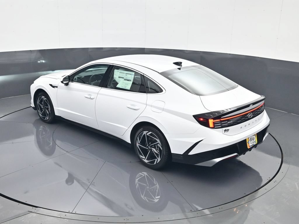 New 2026 Hyundai Sonata SEL FWD image 19