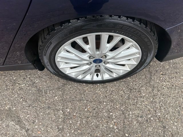 Used 2017 Ford Focus Titanium FWD image 11