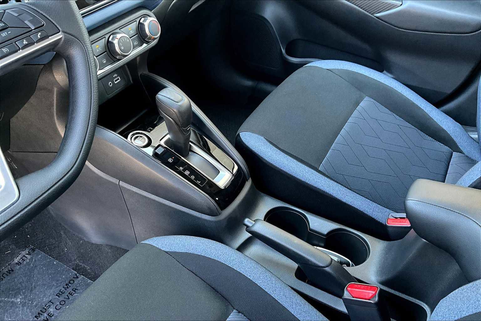 New 2025 Nissan Versa SV w/ Trunk Package image 11