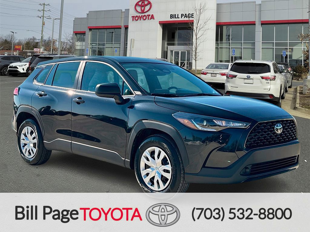 Certified 2025 Toyota Corolla Cross L image 1