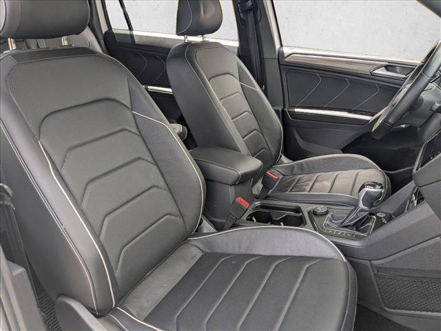 Used 2023 Volkswagen Tiguan SEL R-Line AWD/4WD image 23