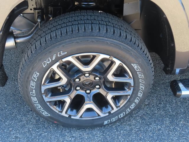 New 2026 RAM 1500 Laramie AWD/4WD image 15