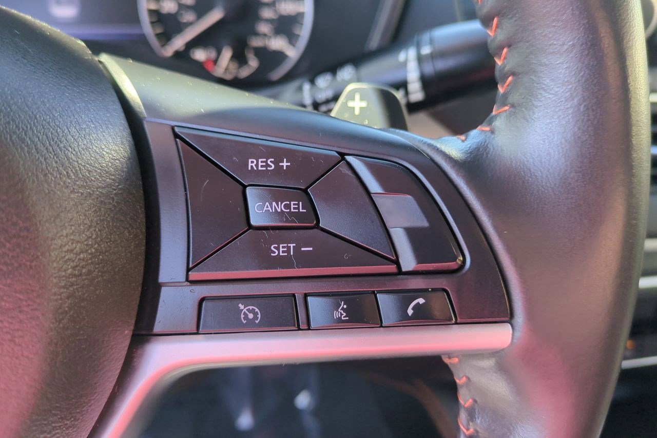 Certified 2022 Nissan Altima 2.5 SR image 13