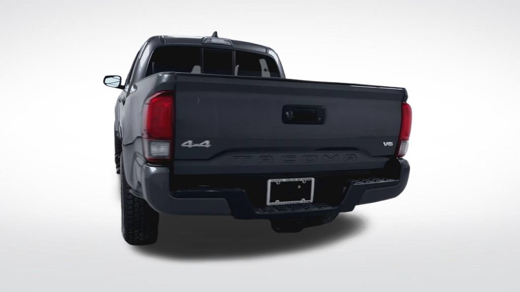 Used 2021 Toyota Tacoma SR AWD/4WD image 7