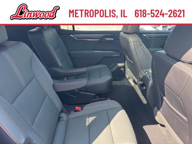New 2026 GMC Acadia AT4 w/ Luxury Package image 12