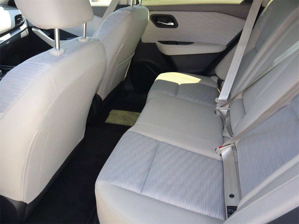 Certified 2023 Nissan Rogue SV image 16