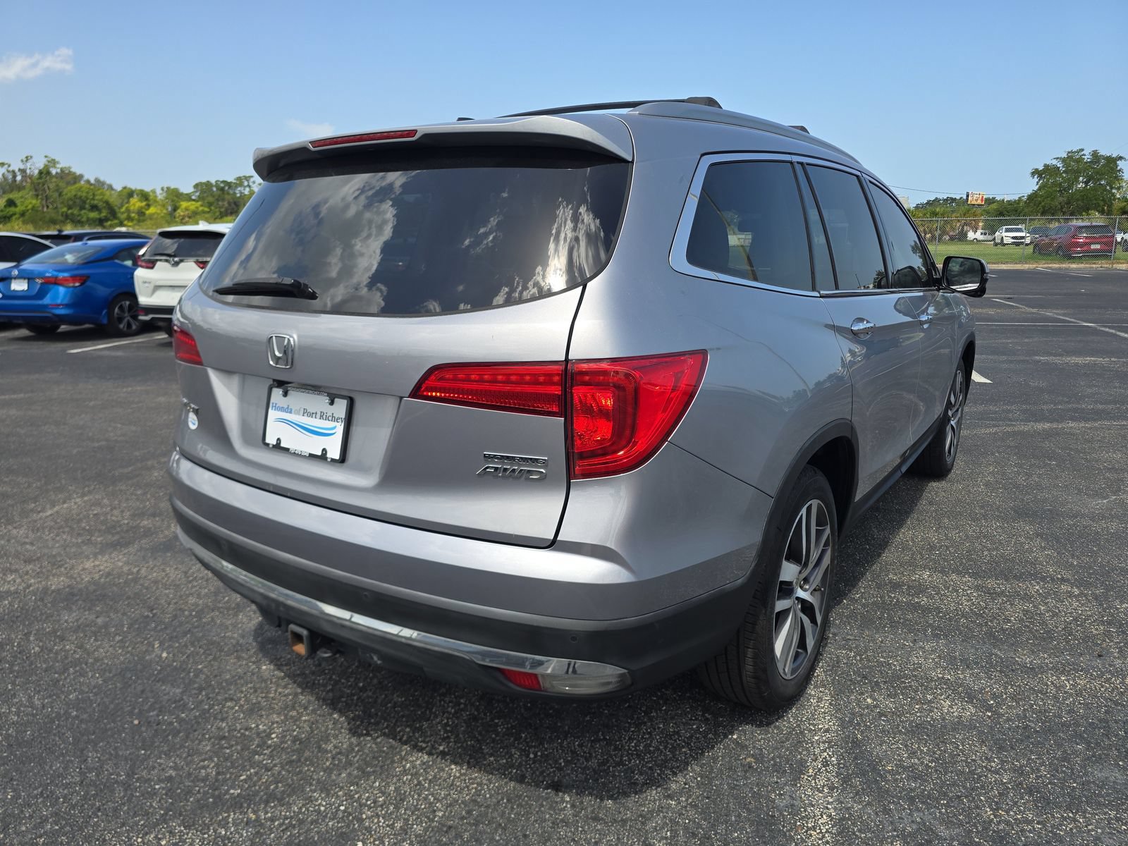 Used 2016 Honda Pilot Touring image 4