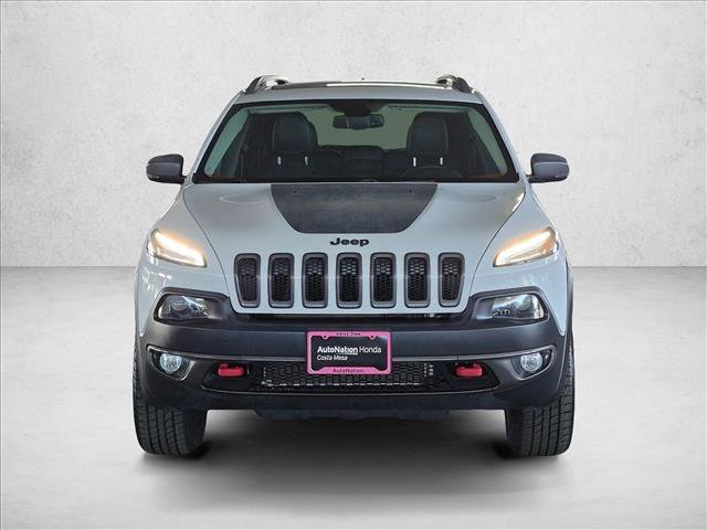 Used 2017 Jeep Cherokee Trailhawk w/ Comfort/Convenience Group AWD/4WD image 2