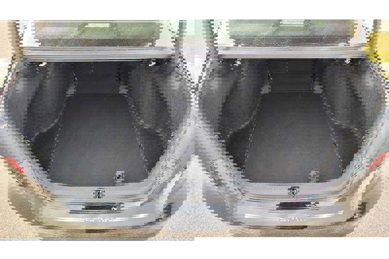 Used 2024 Toyota Camry XLE w/ Cold Weather Package image 20