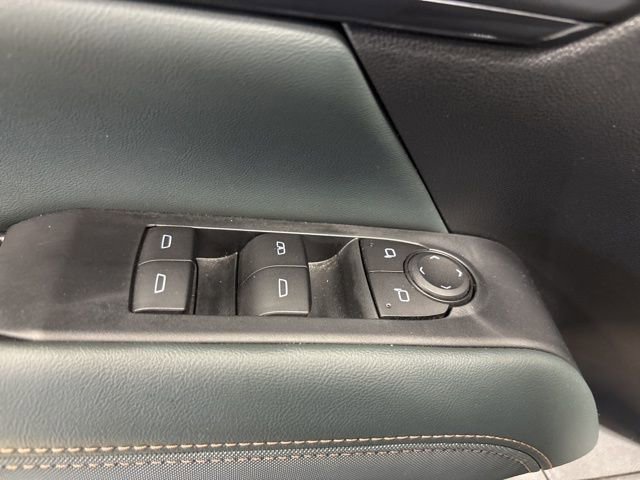 Used 2026 GMC Terrain AT4 w/ Technology Package II image 35