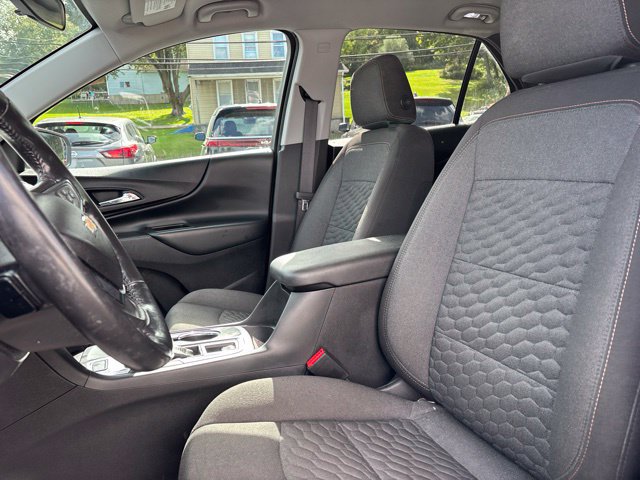 Used 2020 Chevrolet Equinox LT AWD/4WD image 14