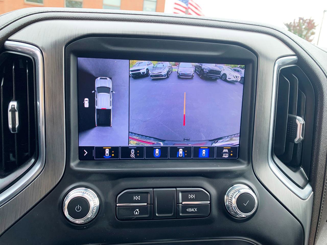 Used 2022 GMC Sierra 2500 Denali AWD/4WD image 10