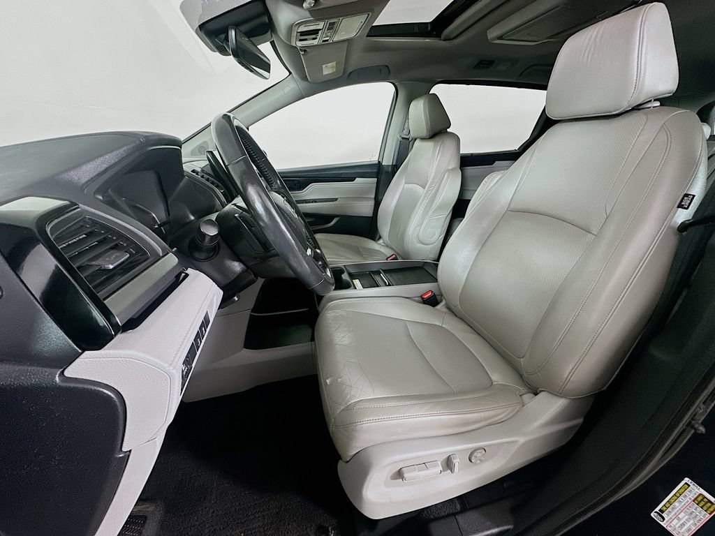 Used 2018 Honda Odyssey Elite image 37