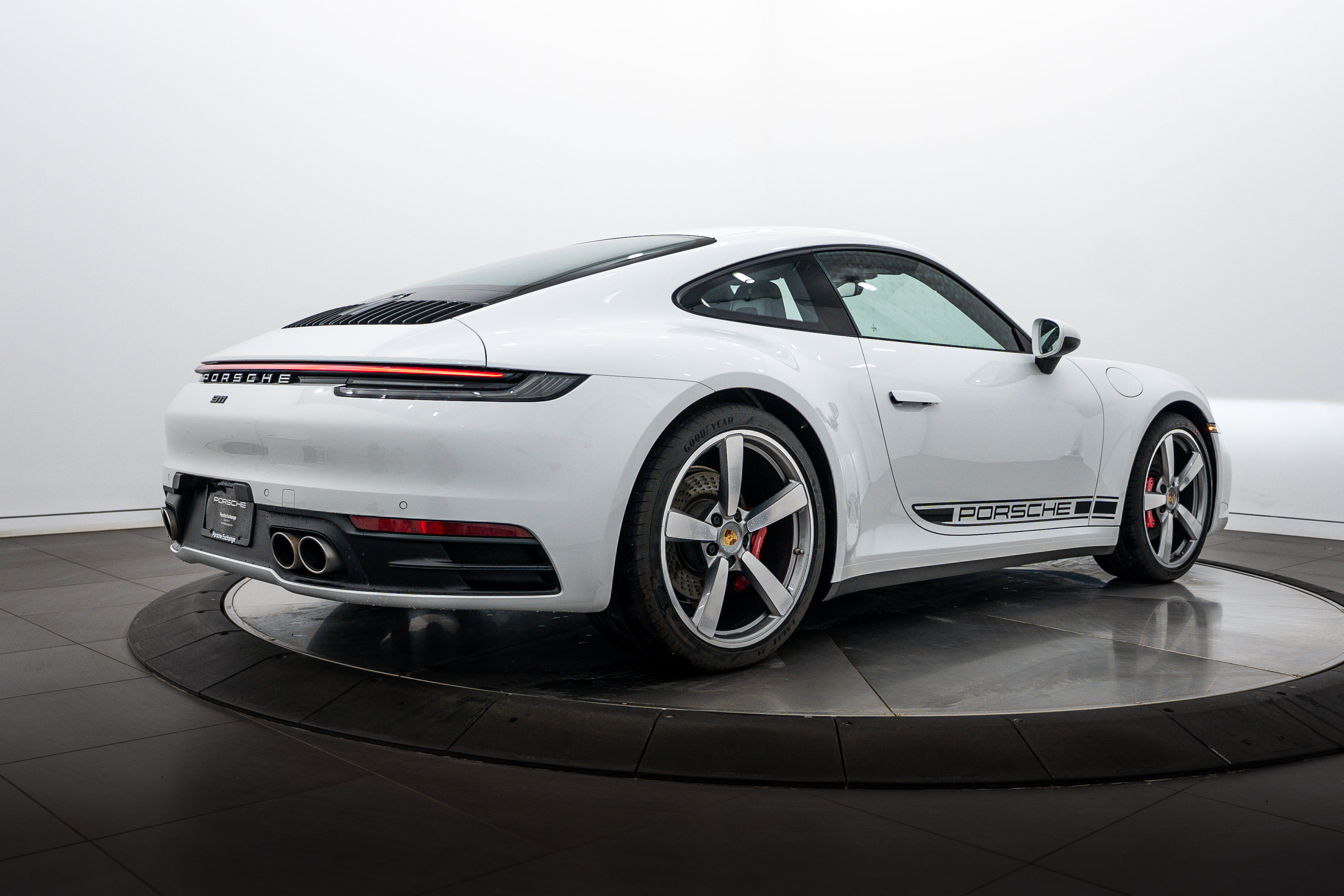 Certified 2022 Porsche 911 Carrera S image 7