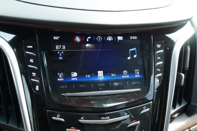 Used 2020 Cadillac Escalade Luxury AWD/4WD image 21
