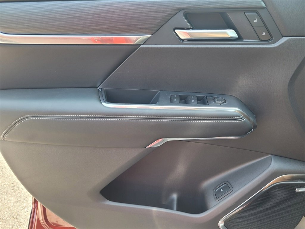 New 2026 GMC Acadia Elevation image 25