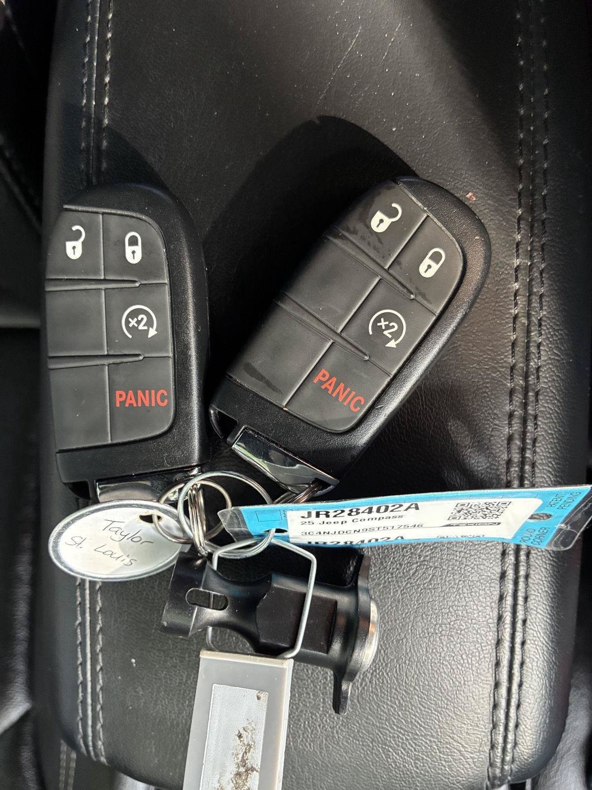 Used 2025 Jeep Compass Limited AWD/4WD image 26