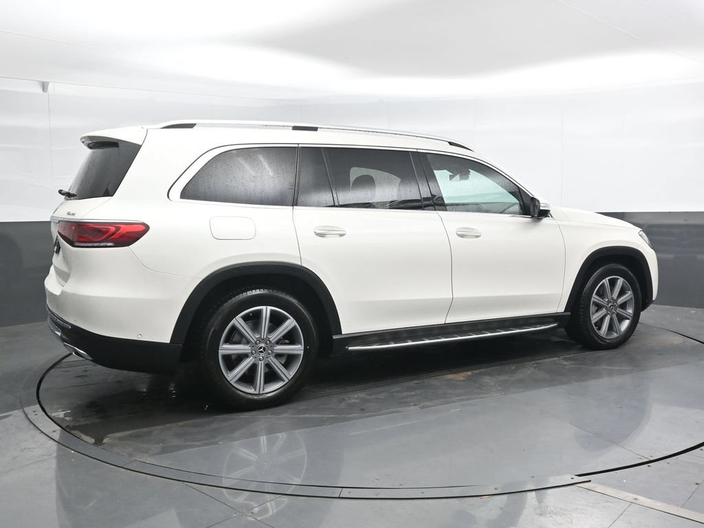 Used 2022 Mercedes-Benz GLS 450 4MATIC image 2
