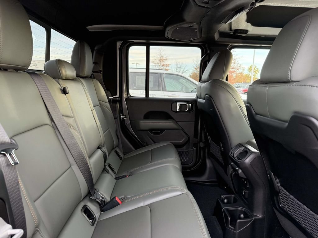 New 2026 Jeep Gladiator Mojave AWD/4WD image 13