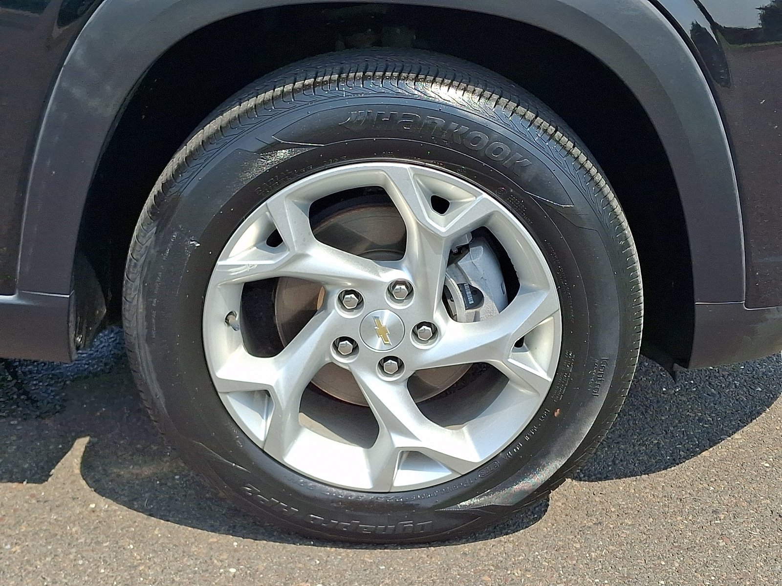 Used 2024 Chevrolet Trax LS w/ LS Convenience Package FWD image 8
