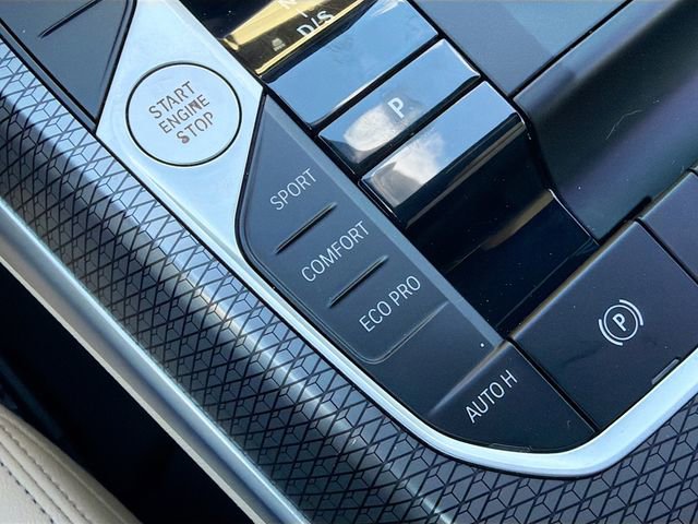 Used 2024 BMW 440i xDrive M440i xDrive w/ Premium Package image 28