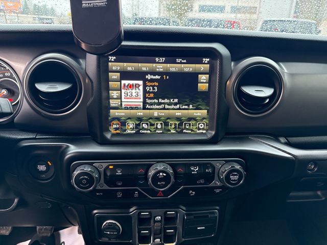 Used 2021 Jeep Gladiator Willys image 26