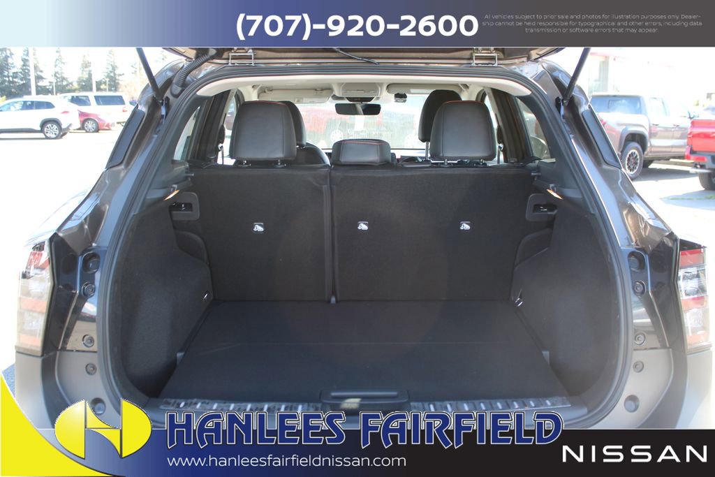 New 2026 Nissan Kicks SR w/ Illumination Package FWD image 10