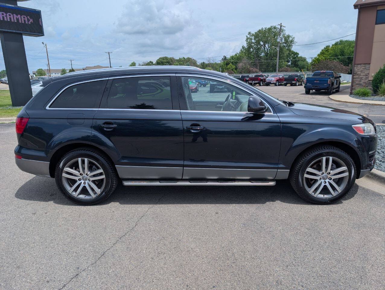 Used 2008 Audi Q7 4.2 Premium AWD/4WD image 10