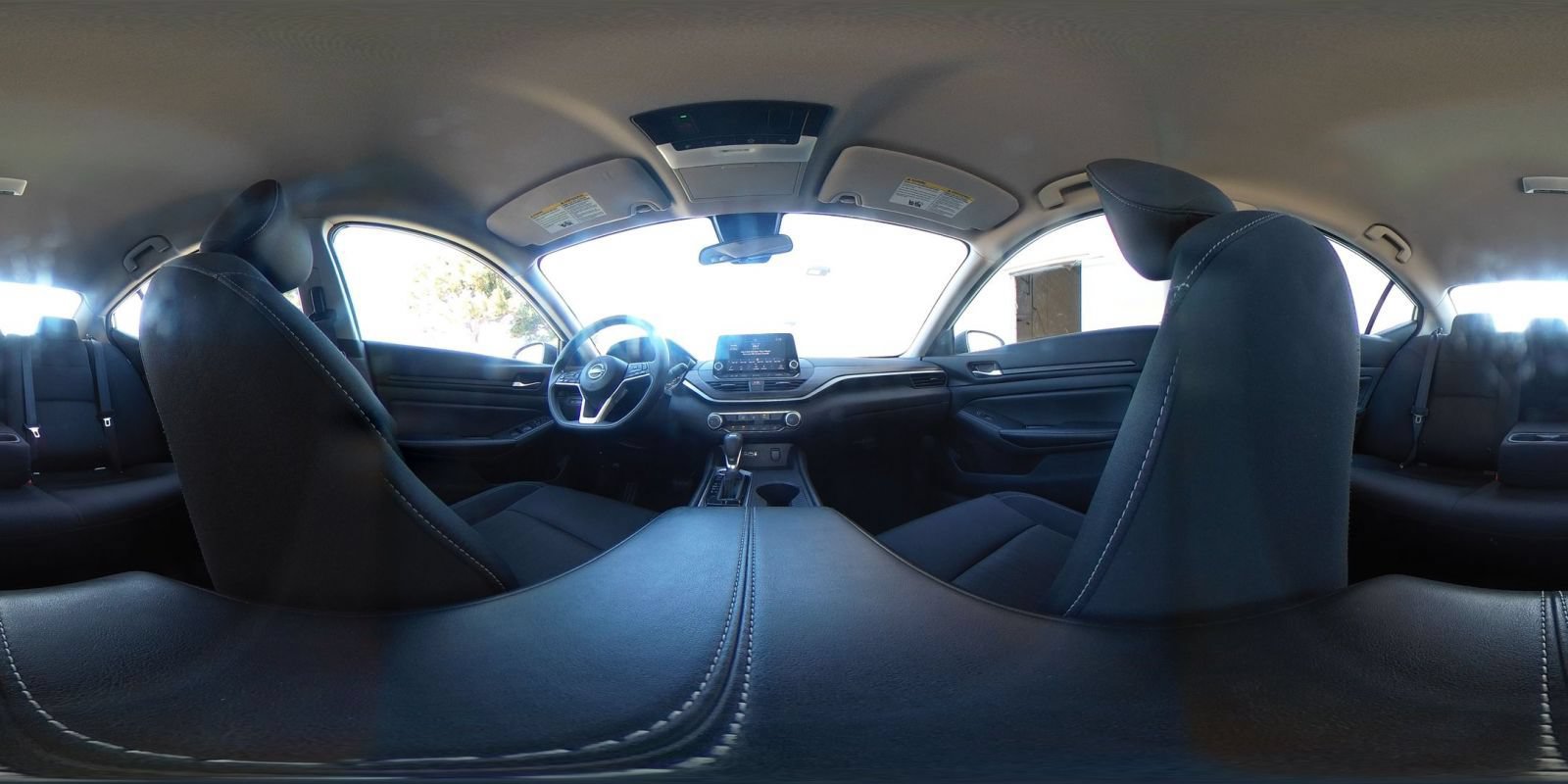 Used 2025 Nissan Altima 2.5 SV FWD image 42