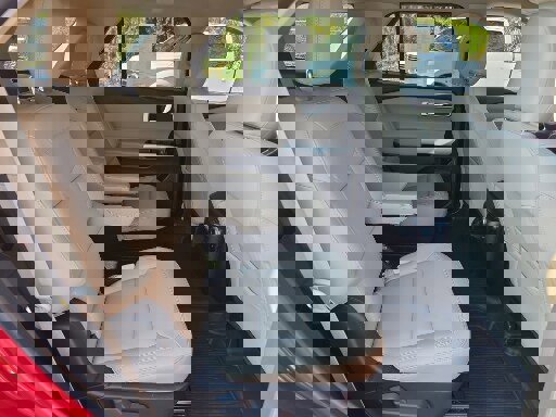 Certified 2022 Ford Explorer XLT w/ Equipment Group 202A image 16