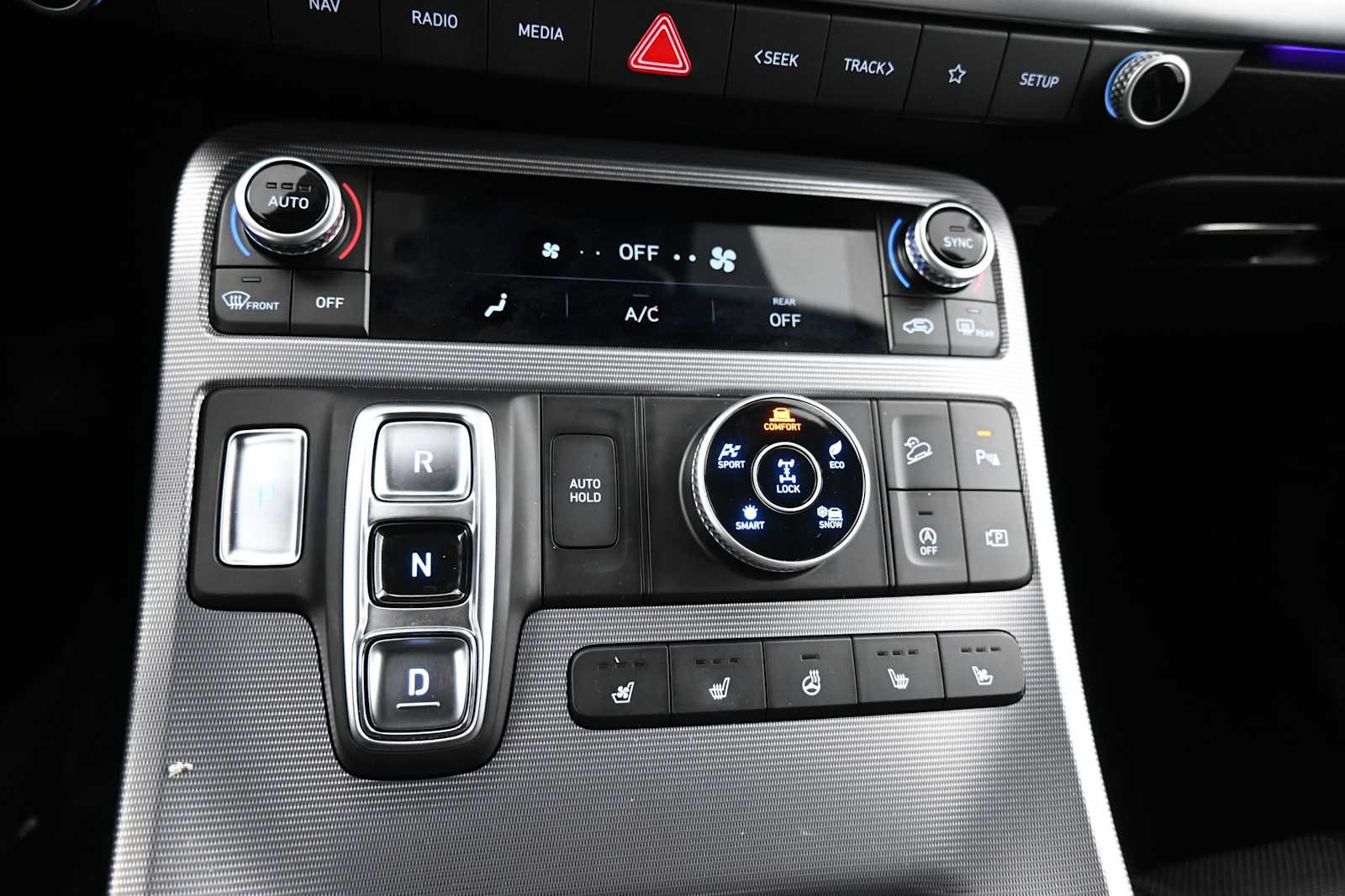 Used 2024 Hyundai Palisade Calligraphy AWD/4WD image 16