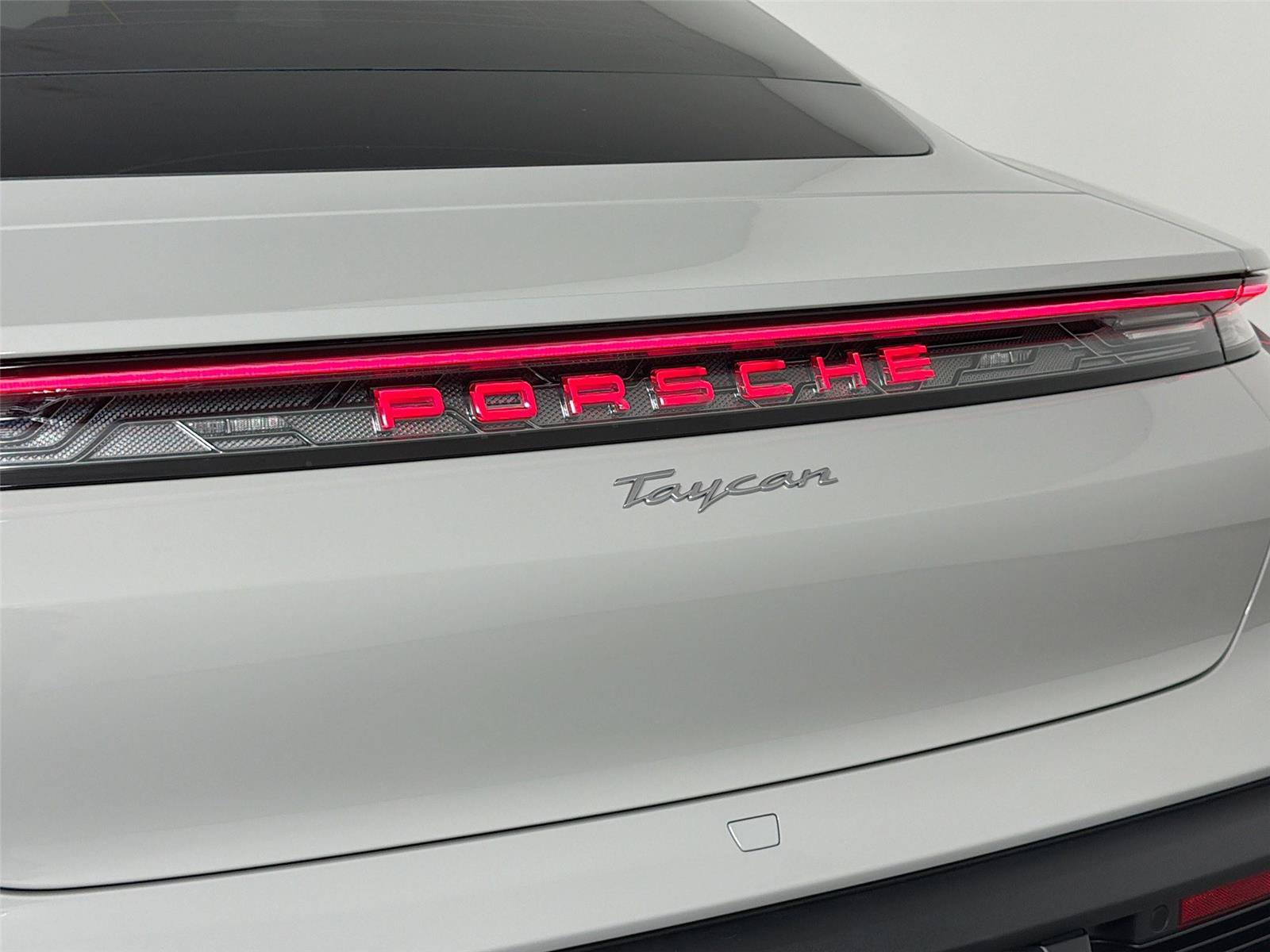 Certified 2026 Porsche Taycan RWD image 17