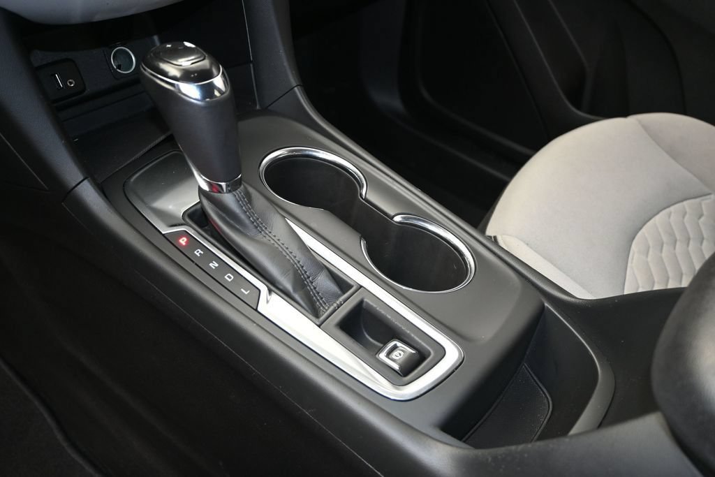 Used 2018 Chevrolet Equinox LT FWD image 27