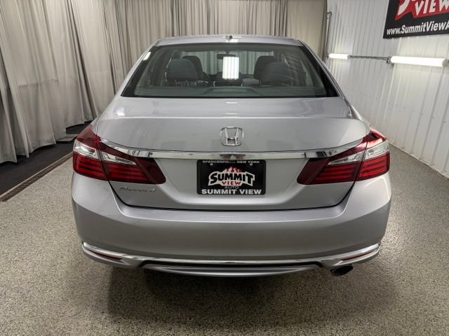 Used 2016 Honda Accord EX image 5