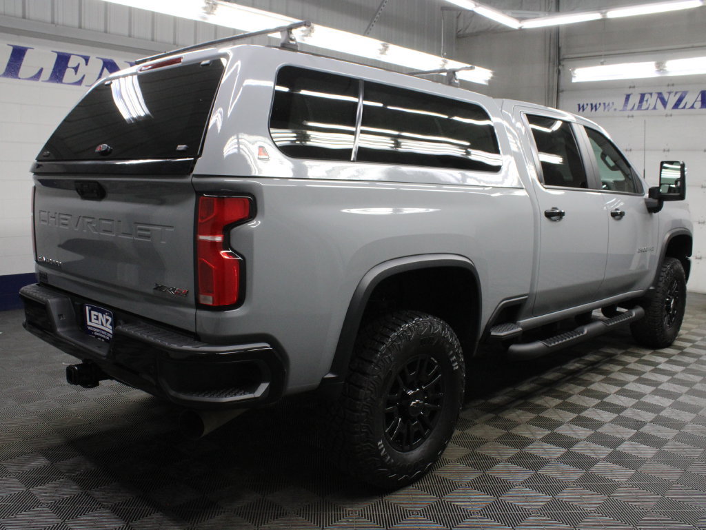 Used 2025 Chevrolet Silverado 2500 ZR2 w/ Technology Package AWD/4WD image 7