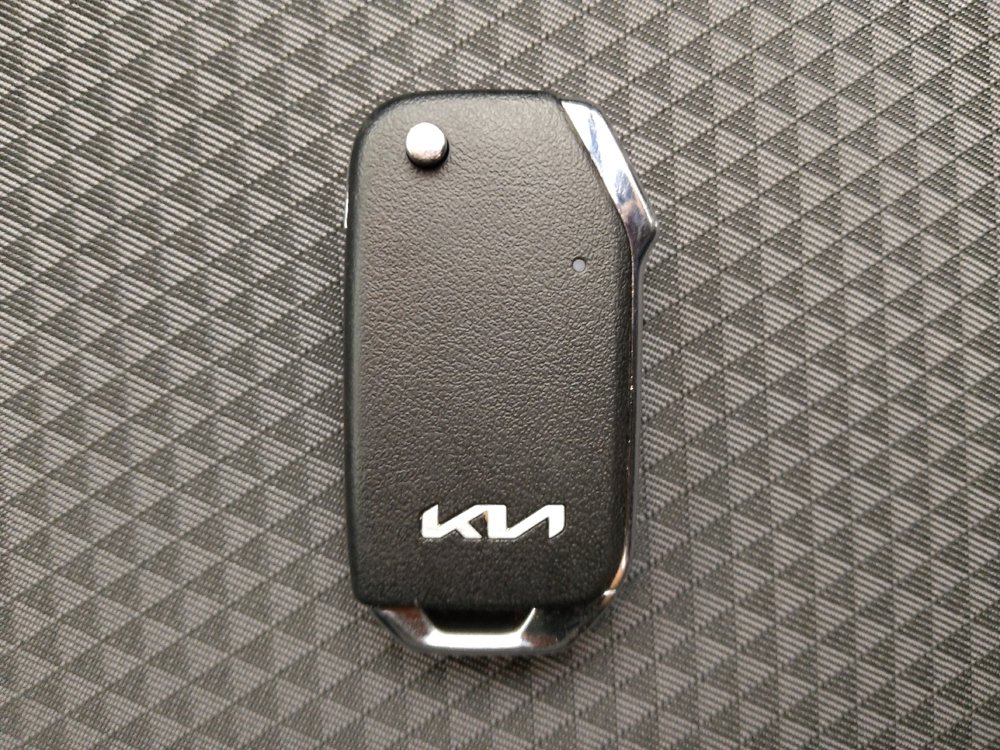 Used 2024 Kia Soul LX w/ LX Technology Package image 32