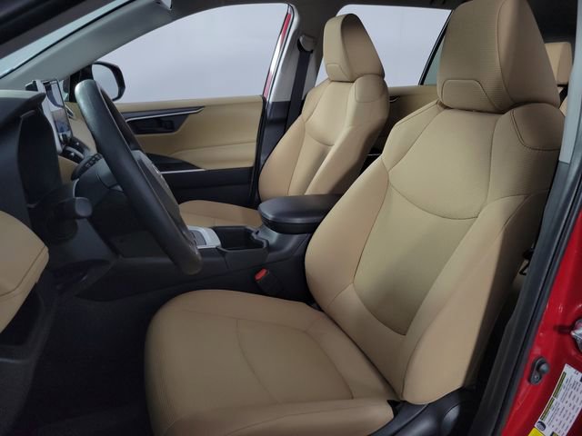 Used 2025 Toyota RAV4 LE FWD image 15