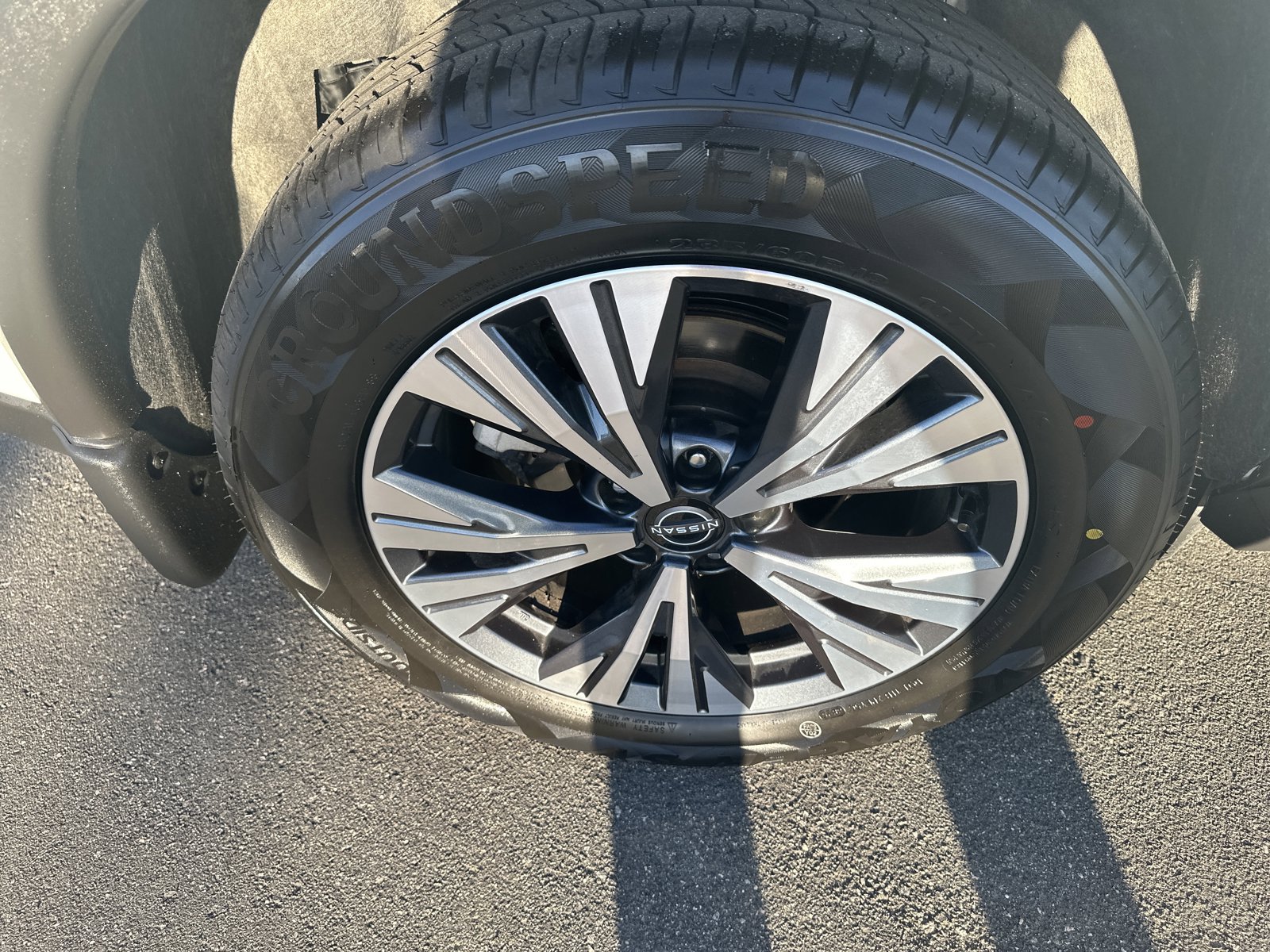 Used 2022 Nissan Rogue SV AWD/4WD image 29